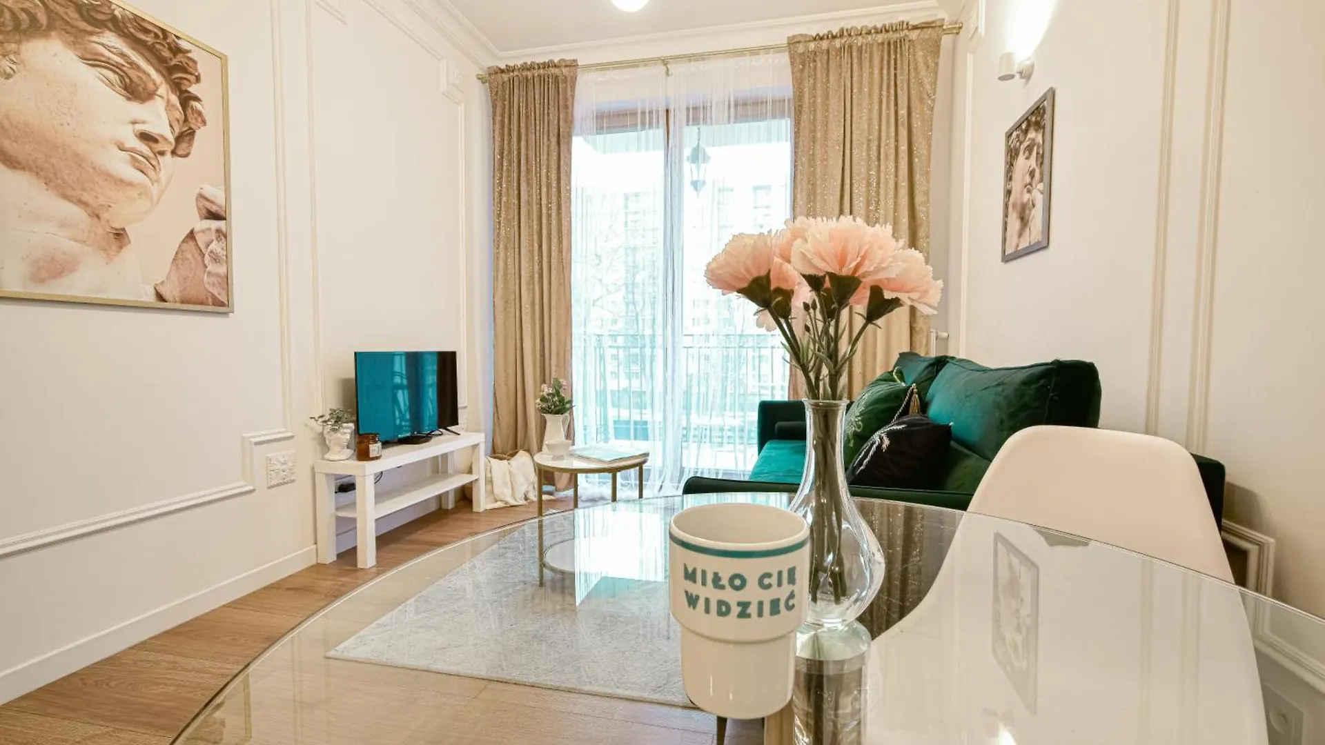 Better Place Classical Warsaw Apartment